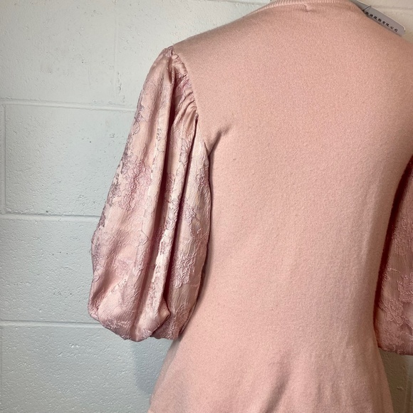 On Twelfth Pink Dusty Rose Balloon Sleeve Floral w Eyelet Trim Blouse - Picture 6 of 11